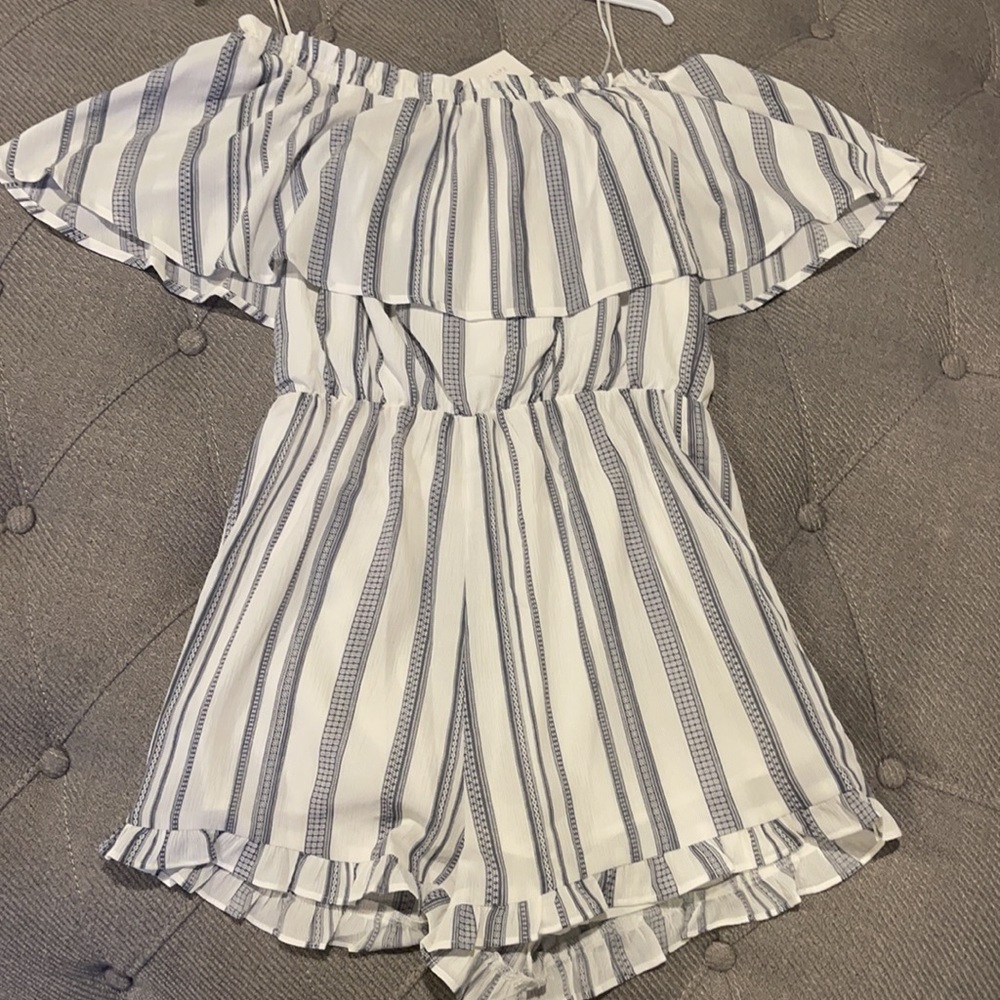 Romper - Picture 7 of 7